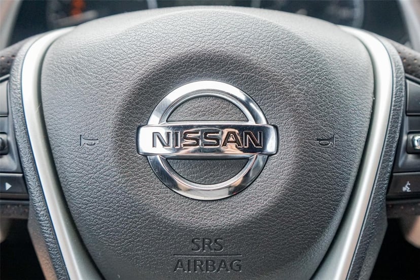 2019 Nissan Maxima - Image 16