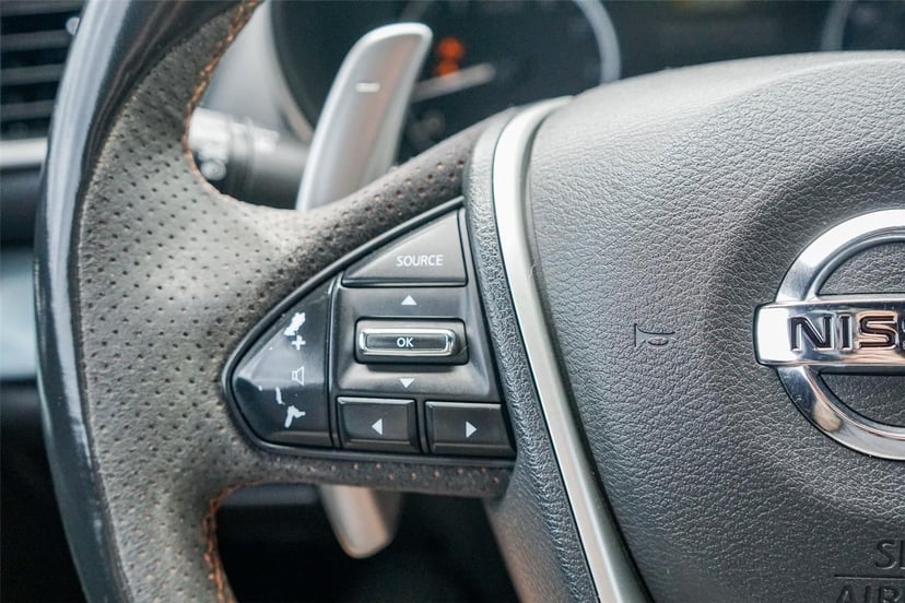 2019 Nissan Maxima - Image 18