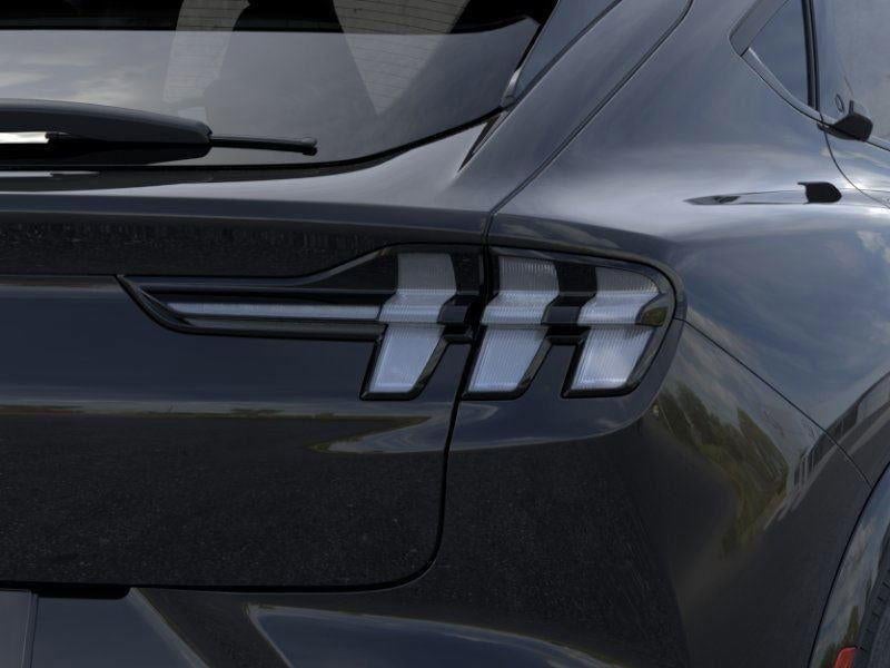 2026 Ford Mustang Mach-E - Image 21
