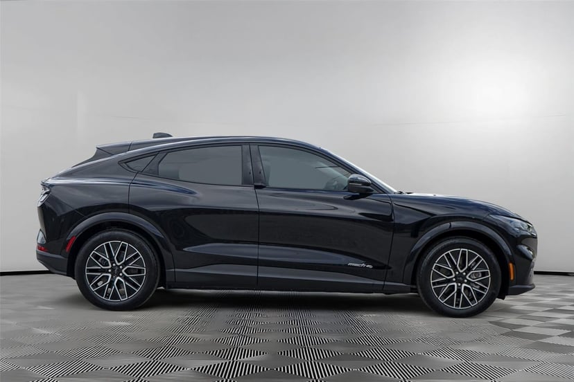 2025 Ford Mustang Mach-E - Image 3