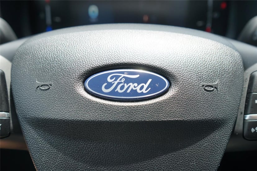 2025 Ford Maverick - Image 15