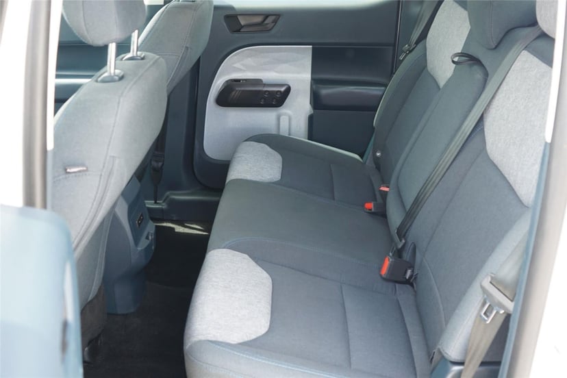 2025 Ford Maverick - Image 23