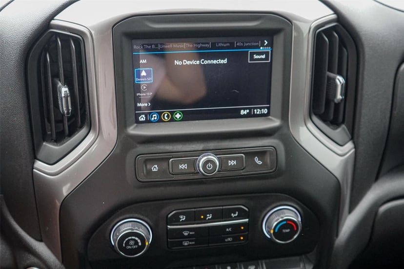 2023 Chevrolet Silverado 1500 - Image 13