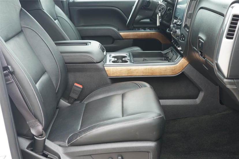 2017 Chevrolet Silverado 1500 - Image 28