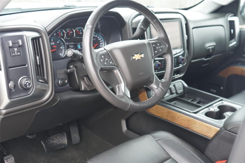 2017 Chevrolet Silverado 1500 - Image 9