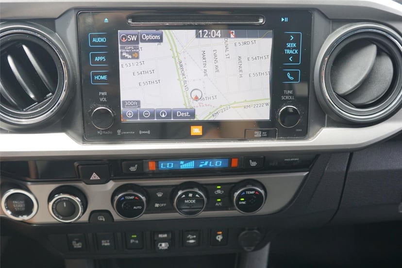 2018 Toyota Tacoma - Image 13
