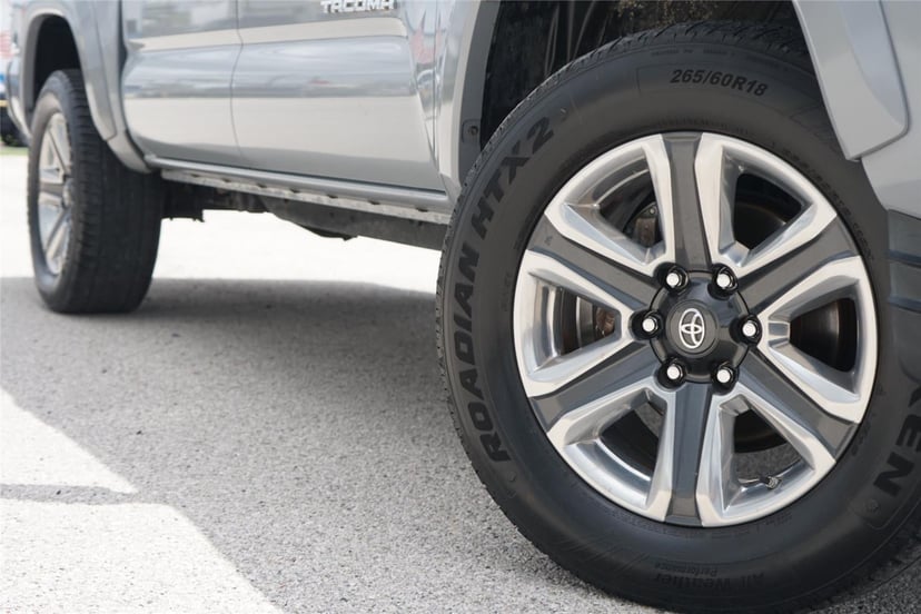 2018 Toyota Tacoma - Image 2