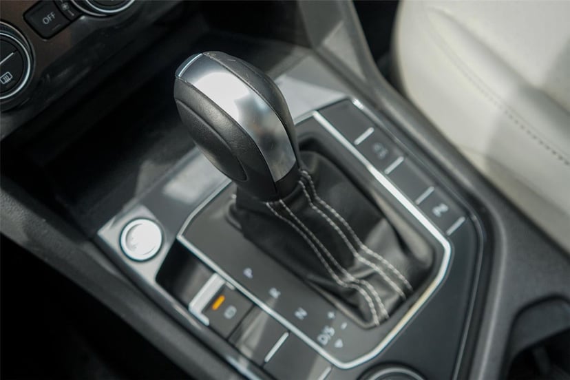 2021 Volkswagen Tiguan - Image 14