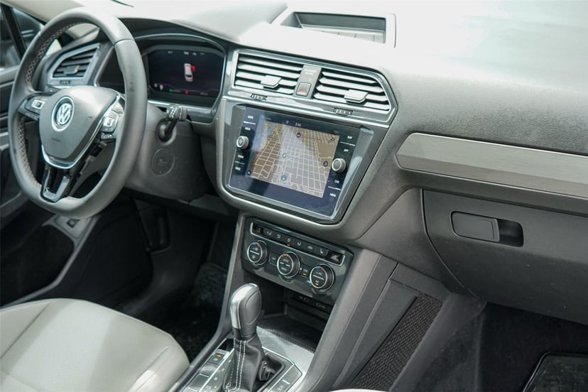 2021 Volkswagen Tiguan - Image 29