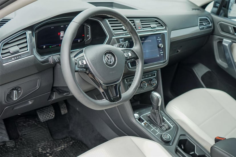 2021 Volkswagen Tiguan - Image 9