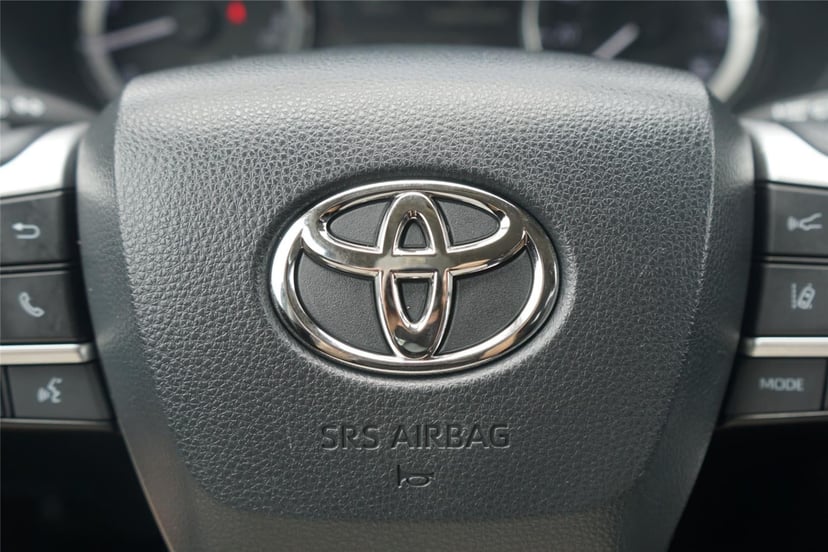2023 Toyota Highlander - Image 15