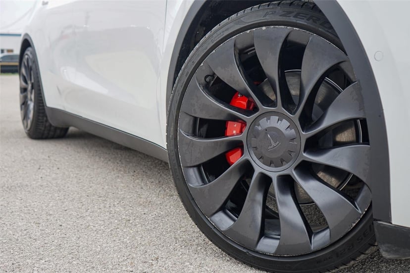 2022 Tesla Model Y - Image 2