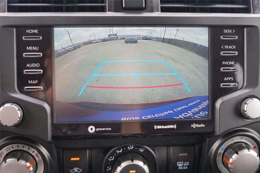 2020 Toyota 4Runner - Image 12