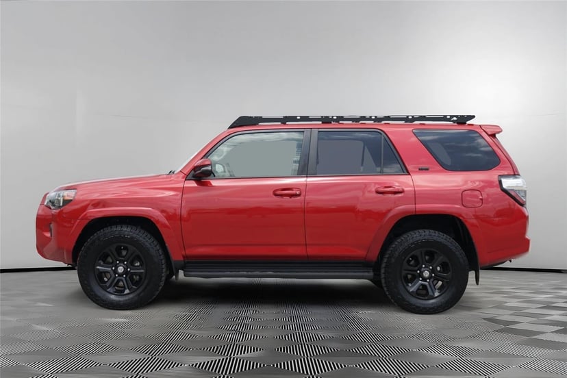 2020 Toyota 4Runner - Image 7