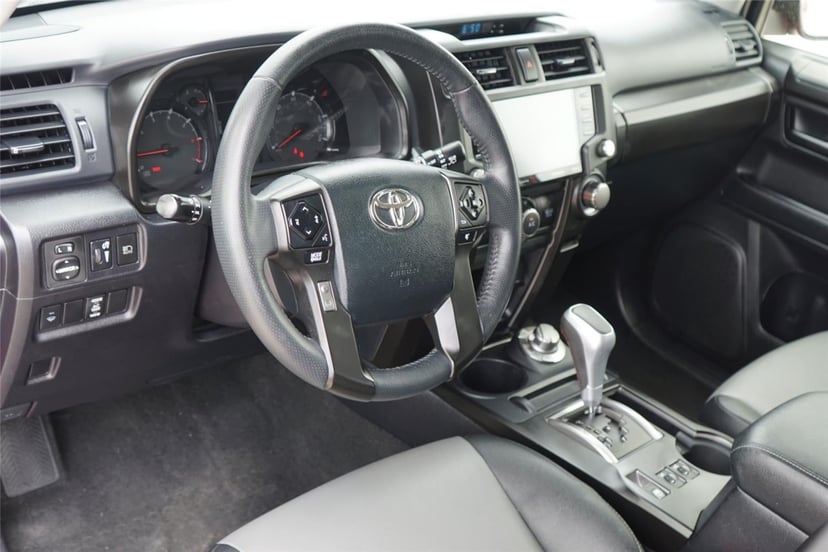 2020 Toyota 4Runner - Image 9