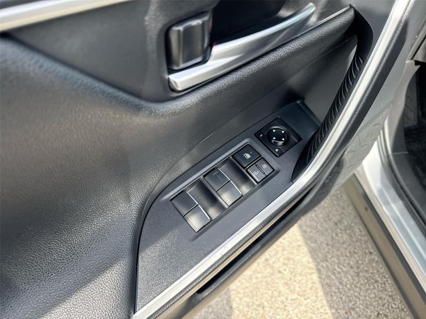2021 Toyota RAV4 Prime - Image 15