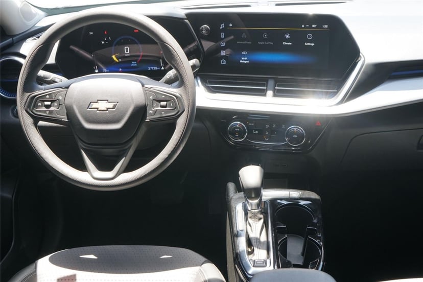 2024 Chevrolet Trax - Image 24
