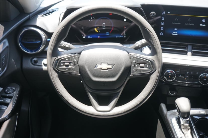 2024 Chevrolet Trax - Image 25
