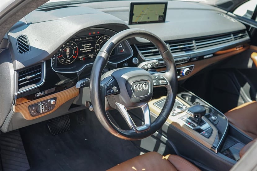 2017 Audi Q7 - Image 10