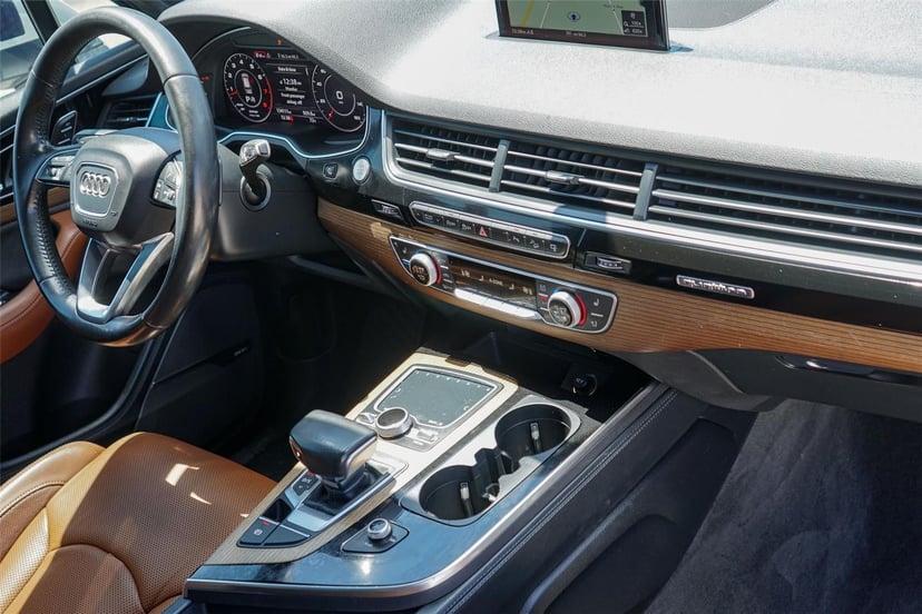 2017 Audi Q7 - Image 30