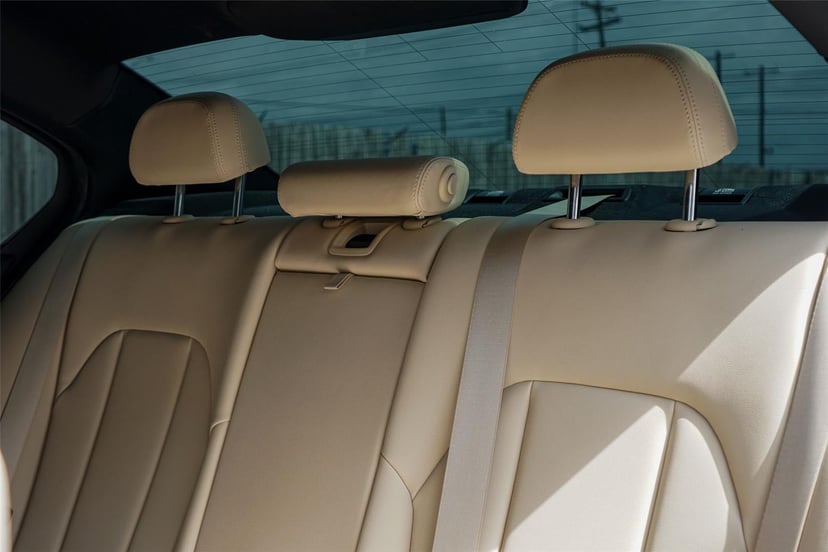 2019 BMW 3 Series - Image 24