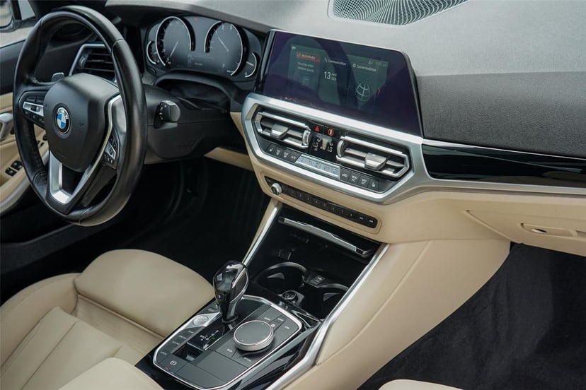 2019 BMW 3 Series - Image 28