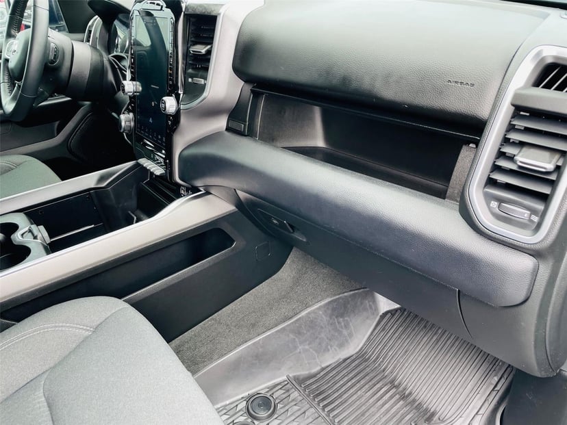 2024 RAM 1500 - Image 19