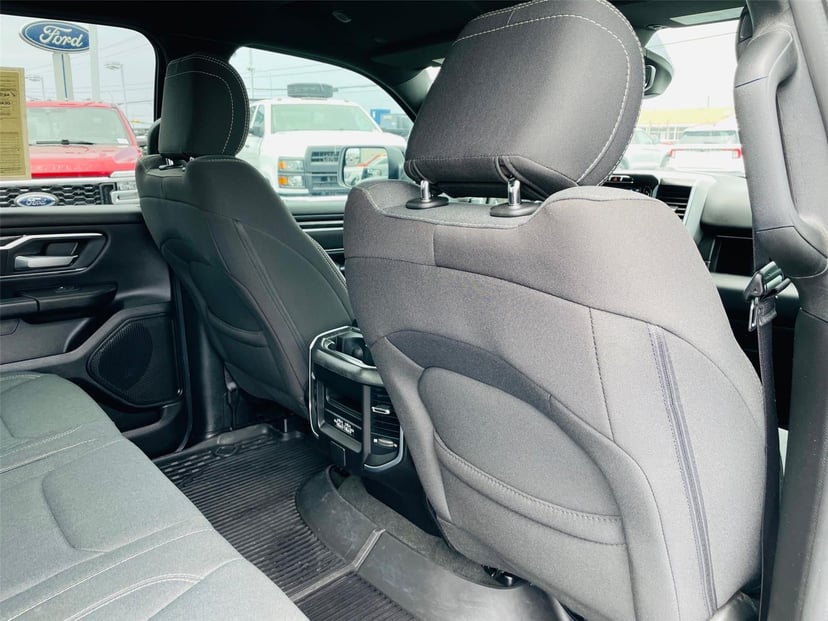 2024 RAM 1500 - Image 25