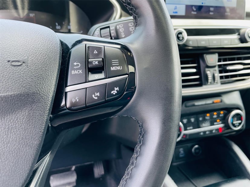 2021 Ford Escape - Image 11