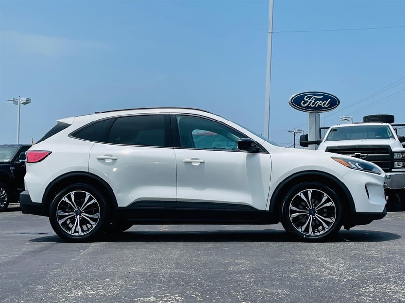 2021 Ford Escape - Image 3