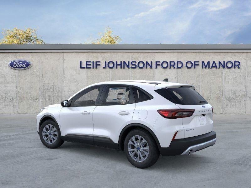 2026 Ford Escape - Image 4