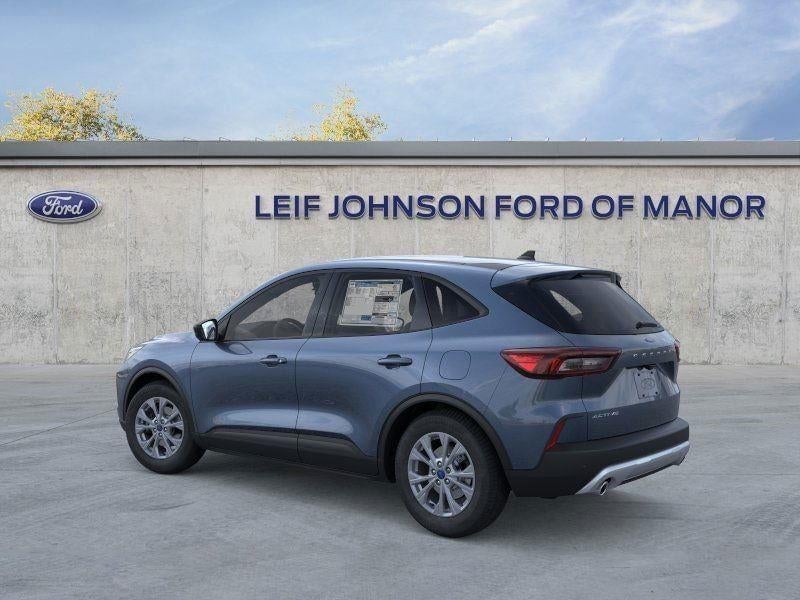 2026 Ford Escape - Image 4