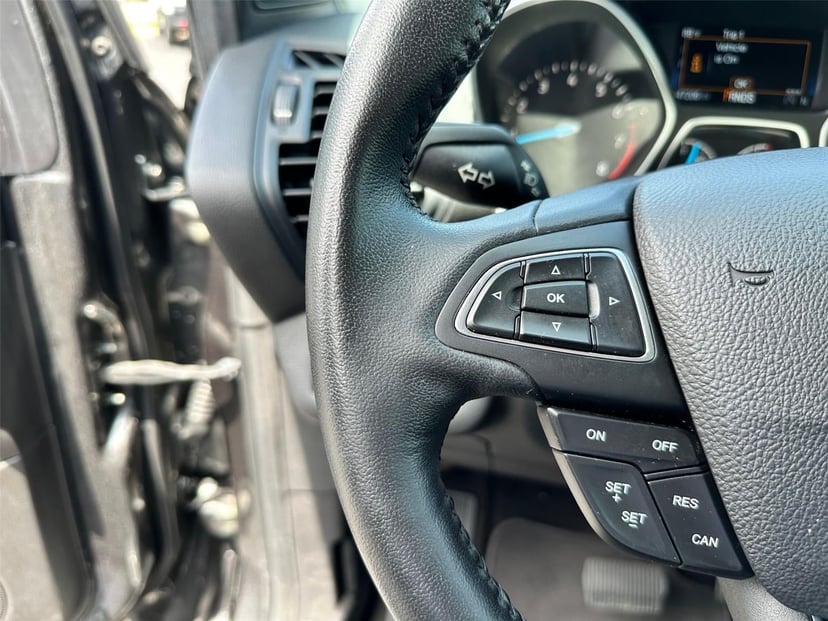 2019 Ford Escape - Image 11
