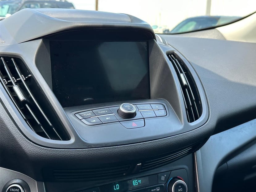 2019 Ford Escape - Image 14