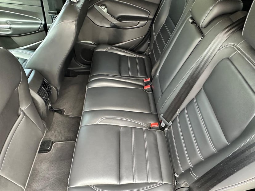 2019 Ford Escape - Image 26