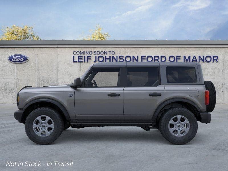 2026 Ford Bronco - Image 3