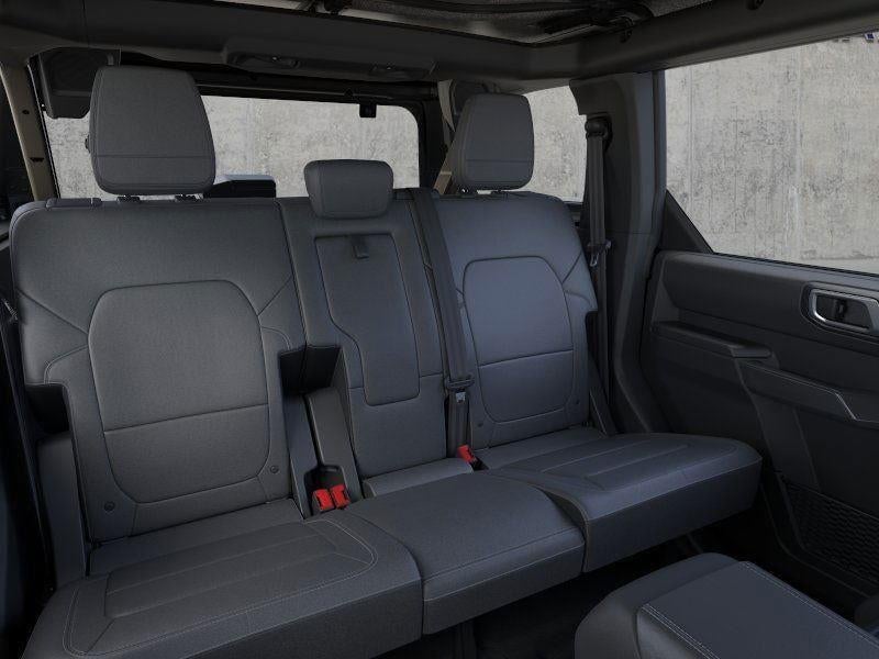 2025 Ford Bronco - Image 11