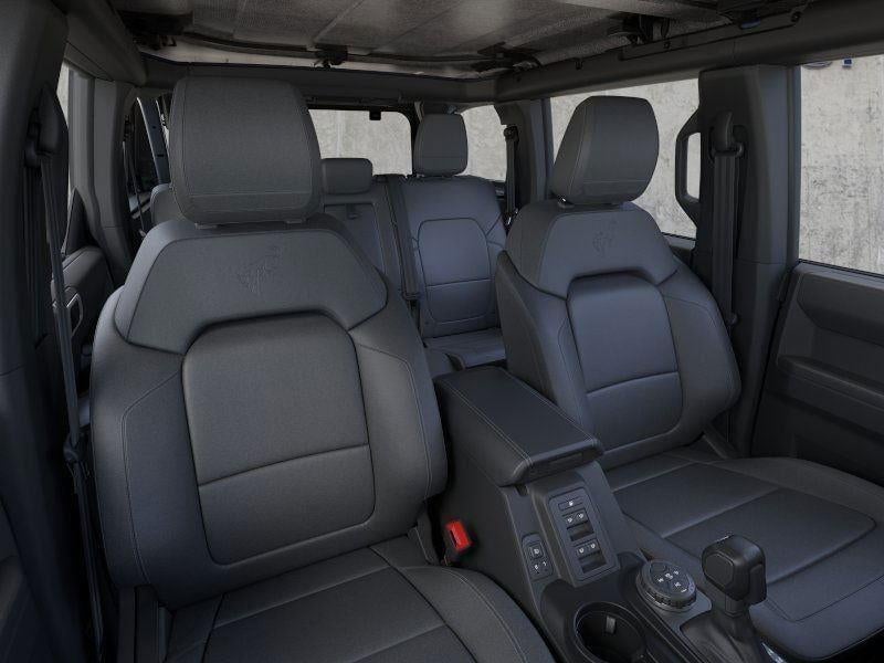 2025 Ford Bronco - Image 10