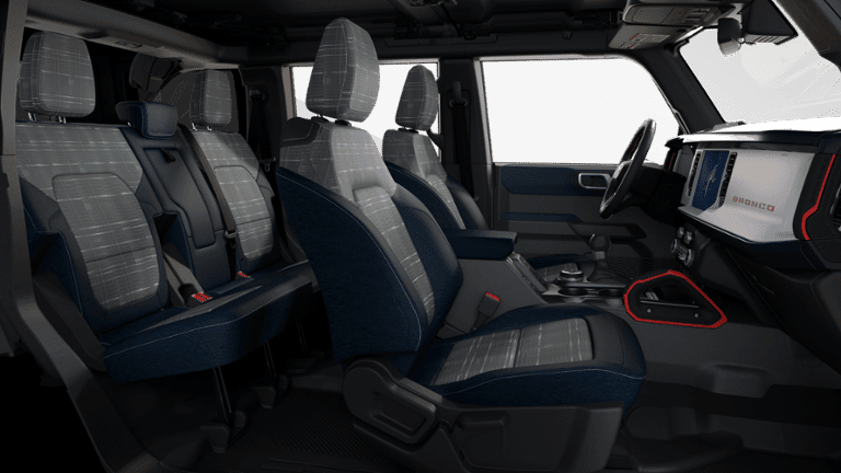 2025 Ford Bronco - Image 30