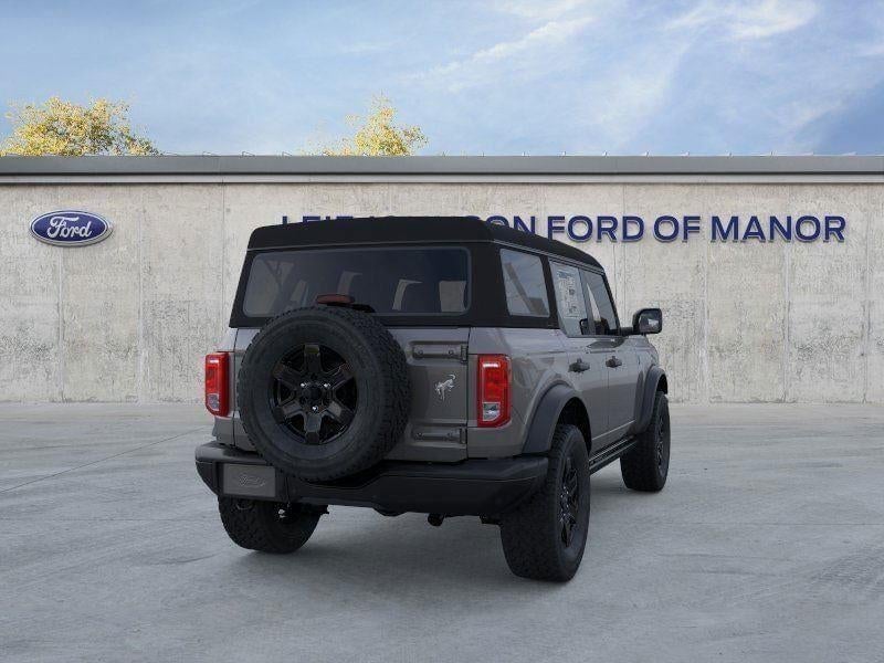 2025 Ford Bronco - Image 8