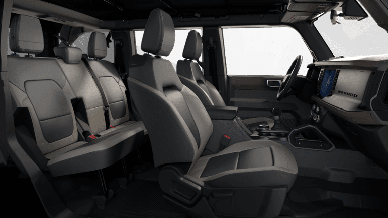 2025 Ford Bronco - Image 30
