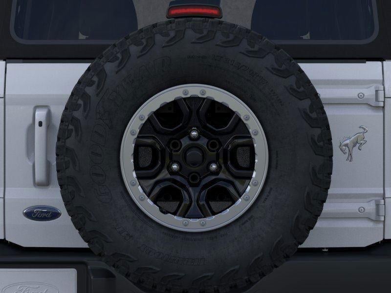 2025 Ford Bronco - Image 24