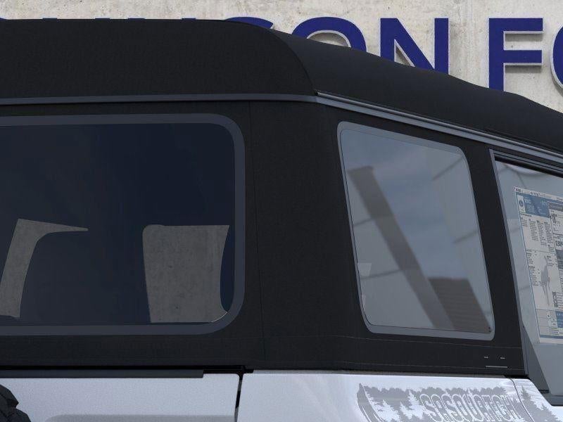 2025 Ford Bronco - Image 25