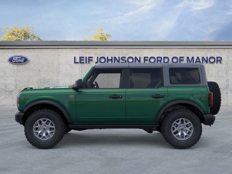 2025 Ford Bronco - Image 3