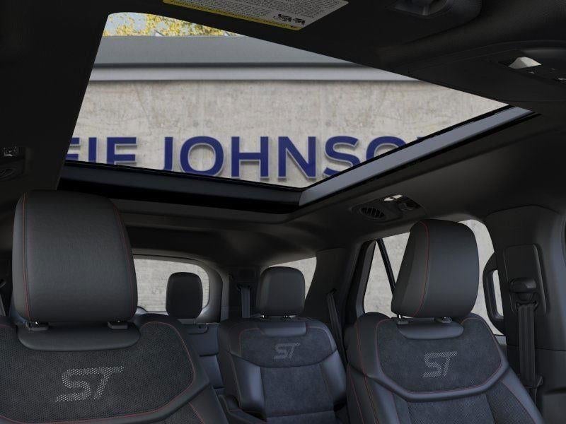 2026 Ford Explorer - Image 22
