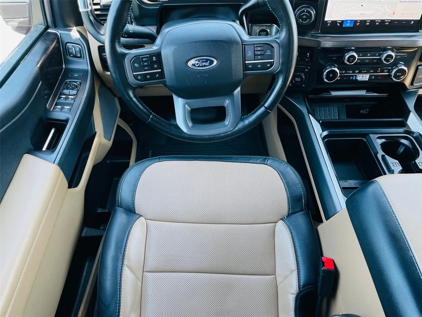 2023 Ford Super Duty F-250 - Image 25