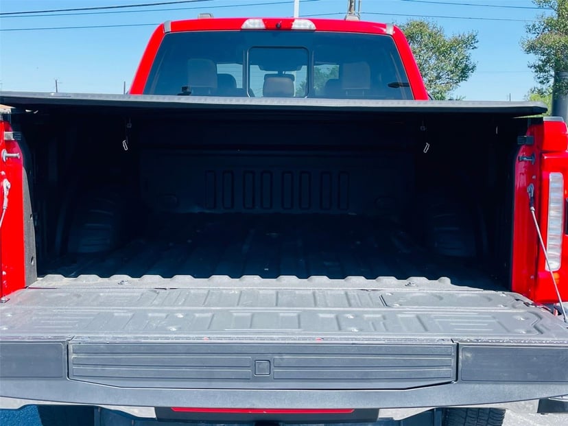 2023 Ford Super Duty F-250 - Image 28