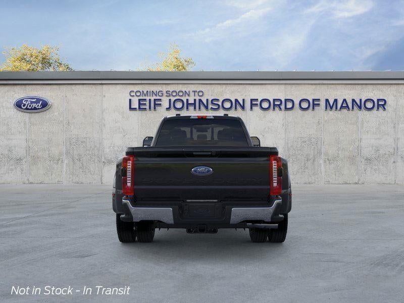 2026 Ford Super Duty F-450 - Image 5