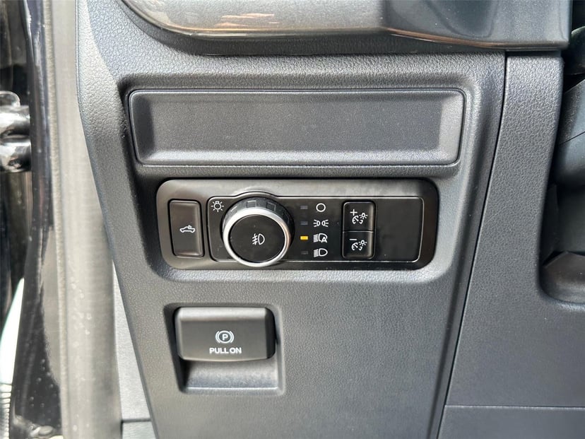 2023 Ford F-150 - Image 18