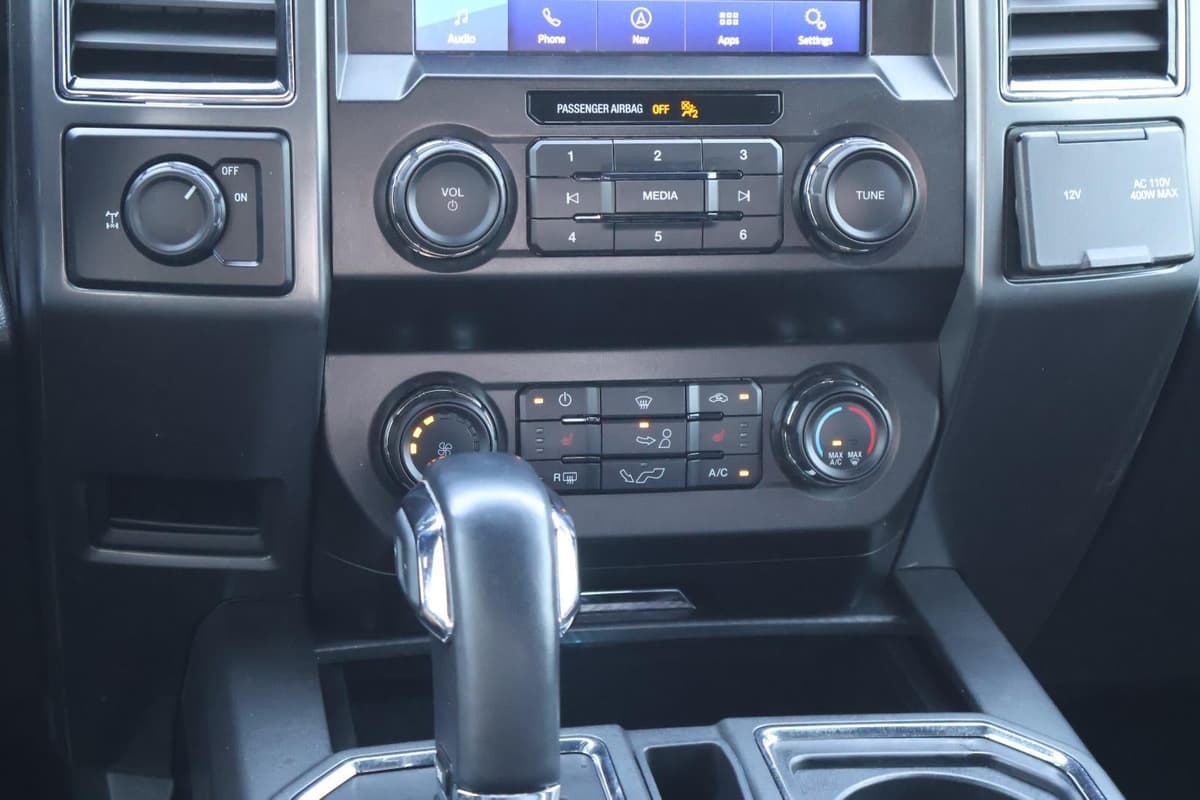 2020 Ford F-150 - Image 22